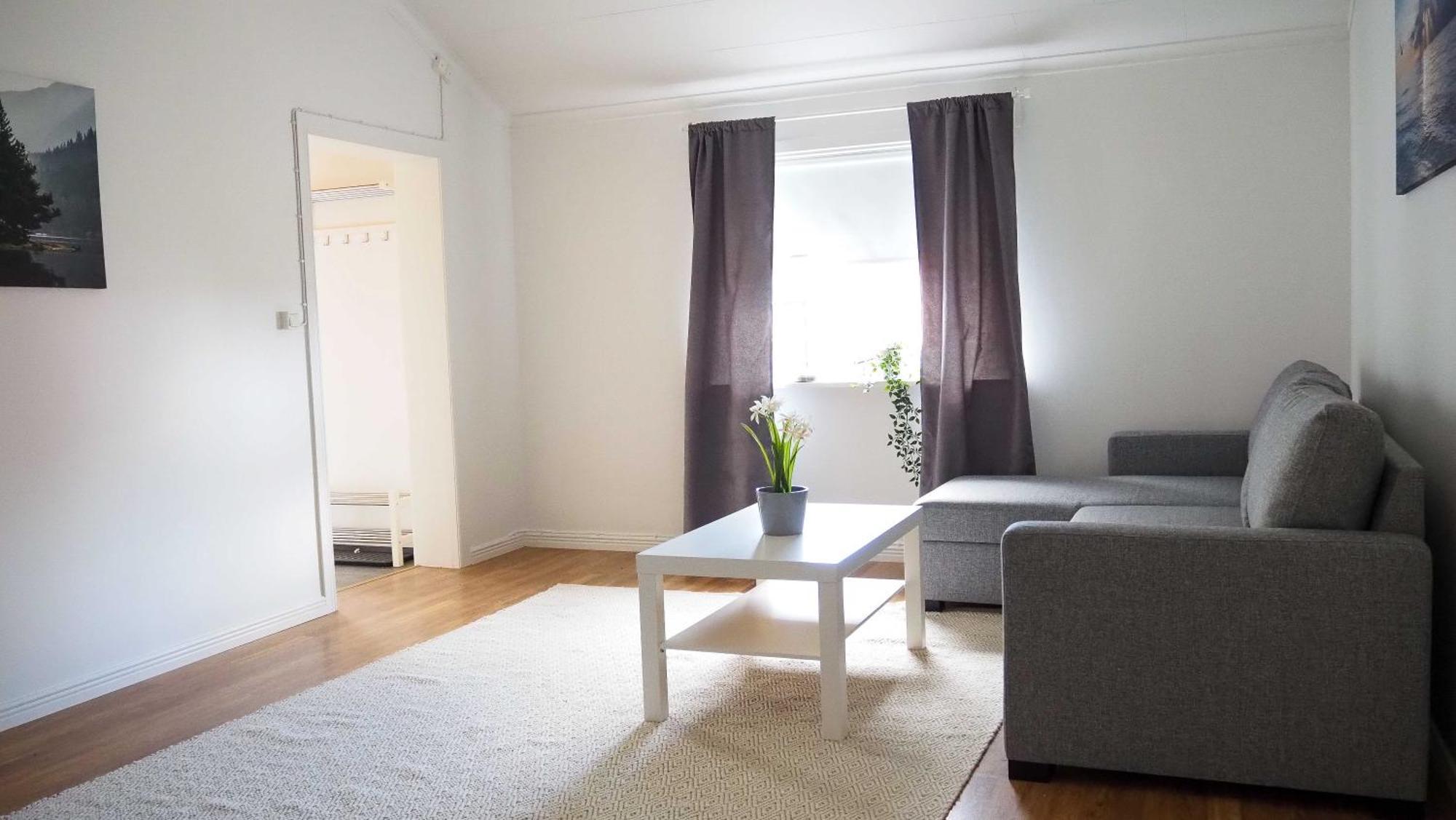 Komplett Laegenhet Med Sjoeutsikt Malmon Exterior foto